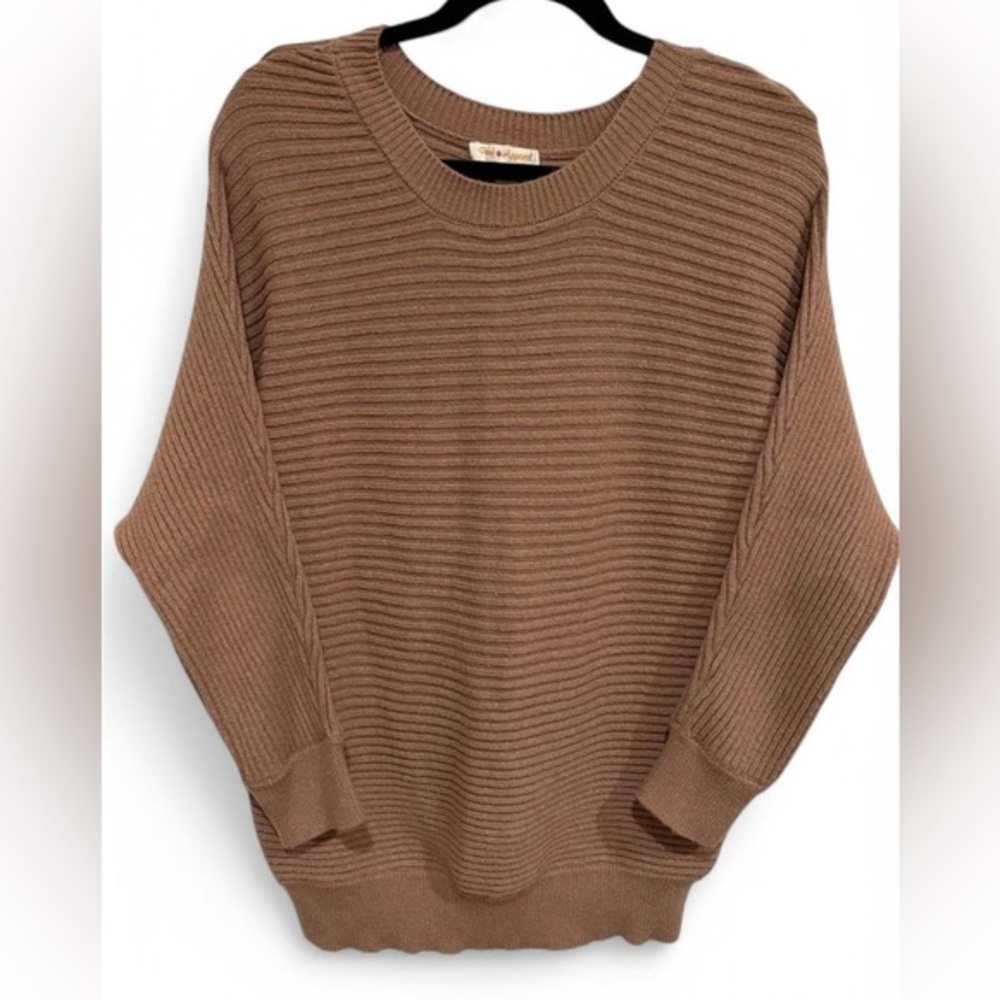 Women's Poof Apparel Brown Texture Ribbed Batwing Sweater Size Medium